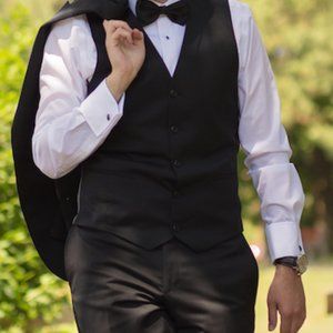 Vera Wang  Black Tuxedo